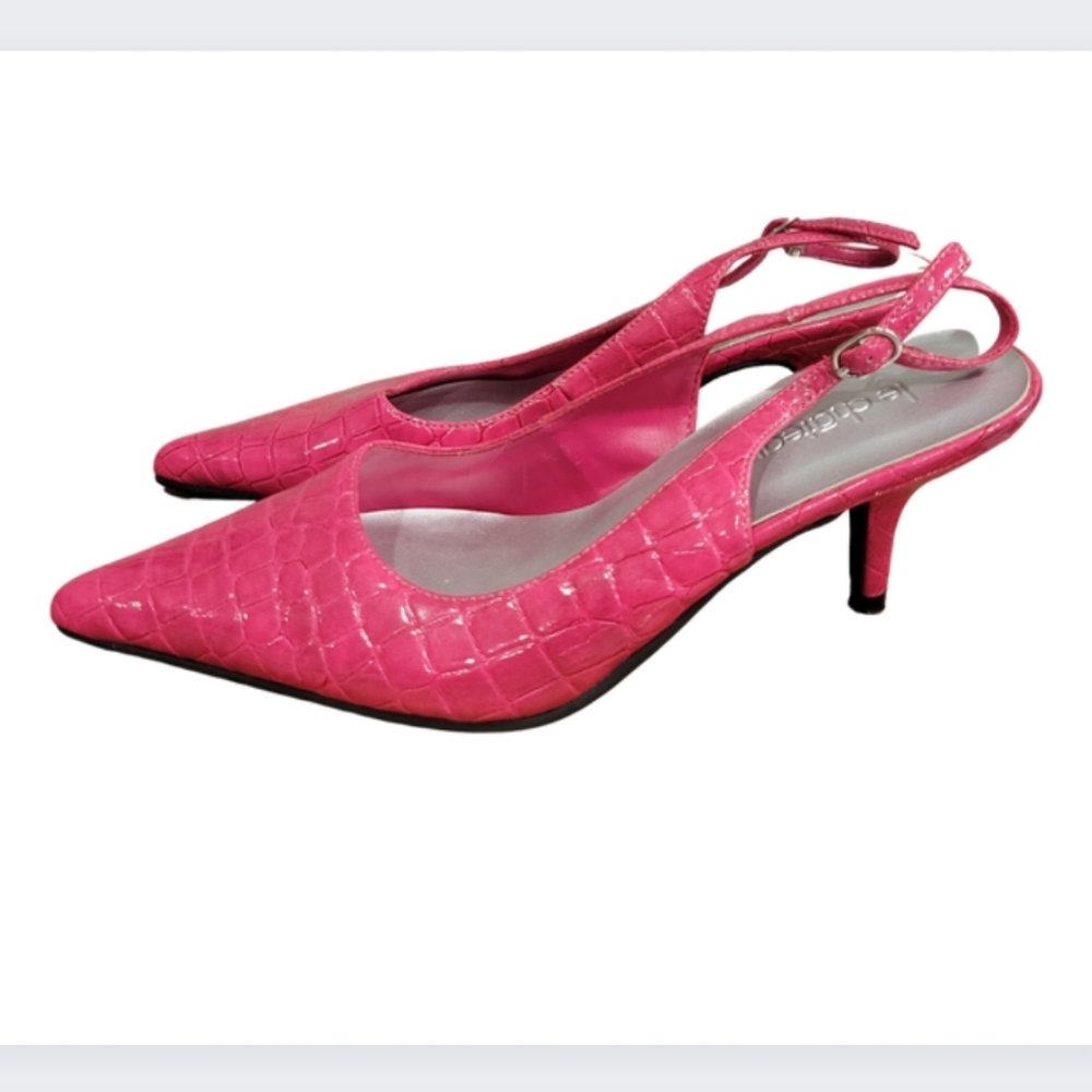 Le Chateau pink heels, strap back, size 7.  NEW never worn